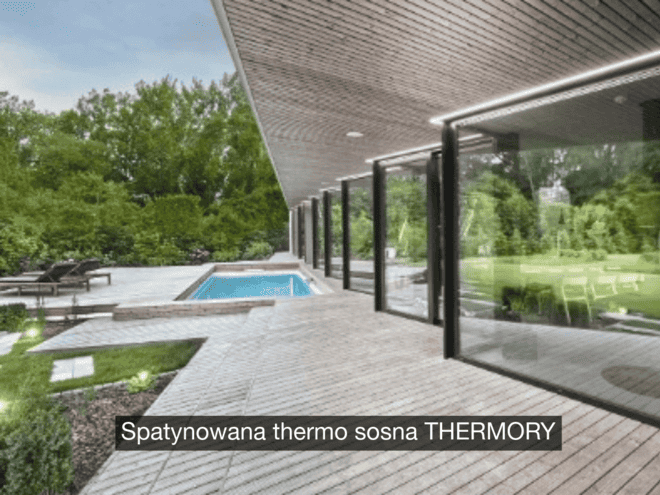 Spatynowana elewacja z thermo sosny THERMORY